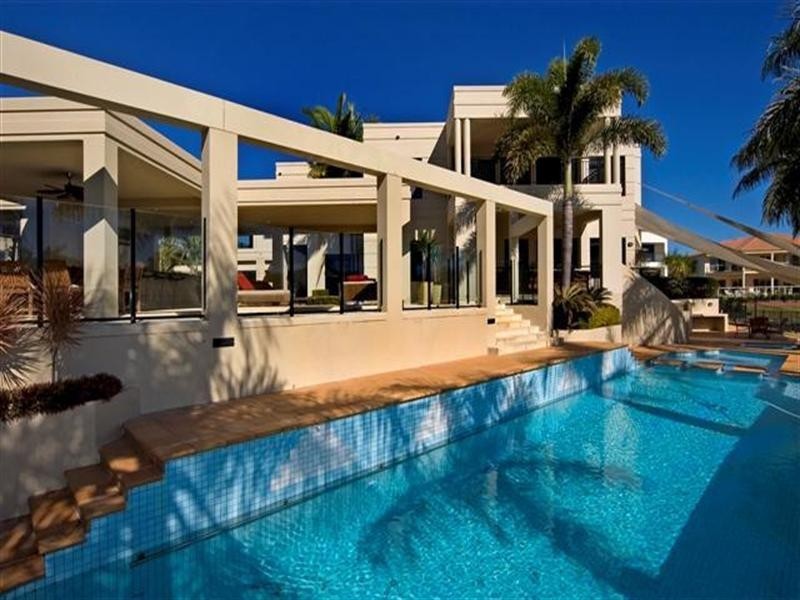 1133 Beechwood Drive, Hope Island QLD 4212