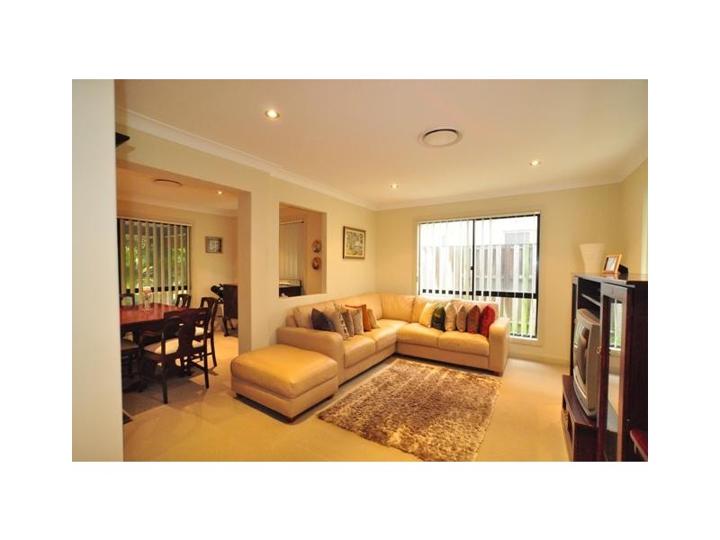 6 Leander Circuit, Oxenford QLD 4210