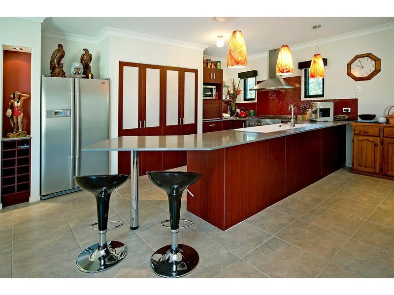 6 Essen Place, Oxenford QLD 4210