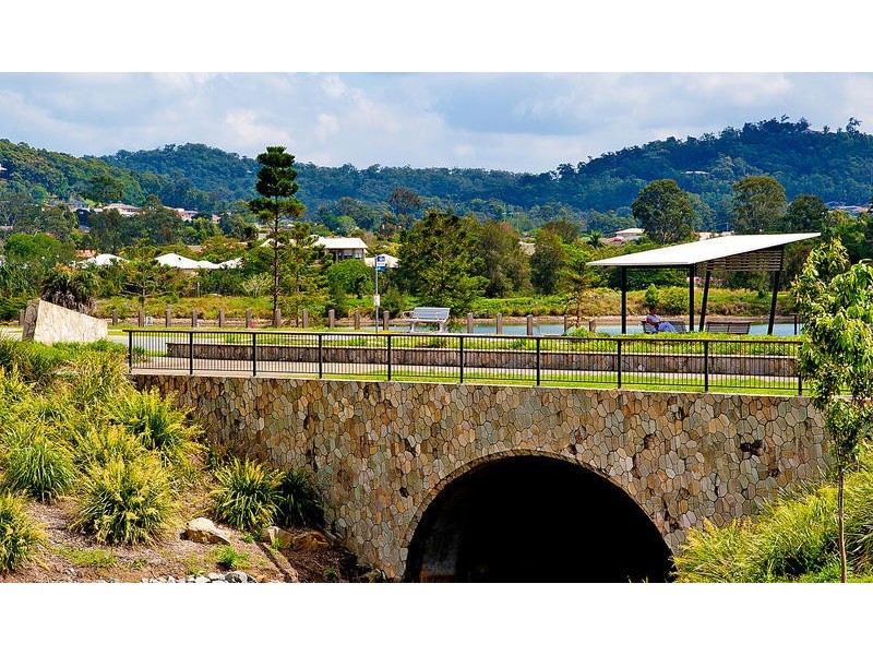 6 Essen Place, Oxenford QLD 4210