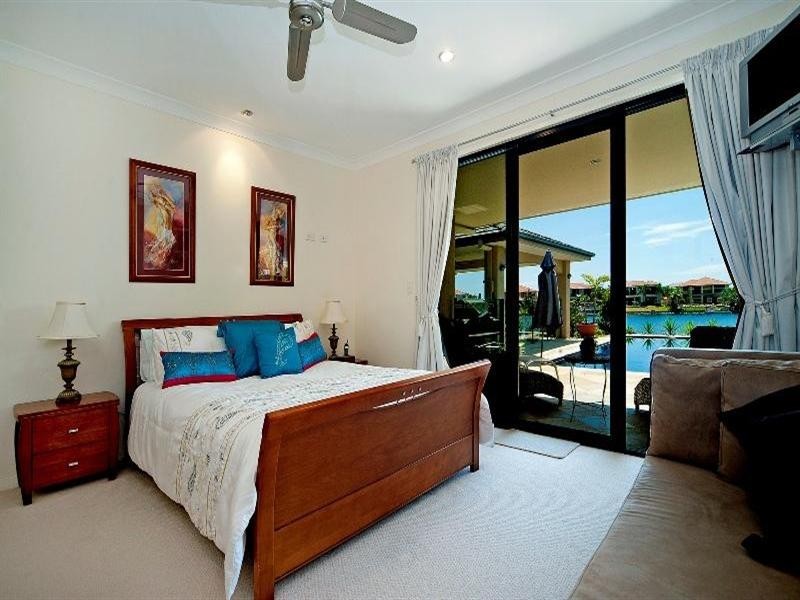 7 Sabrina Avenue, Helensvale QLD 4212