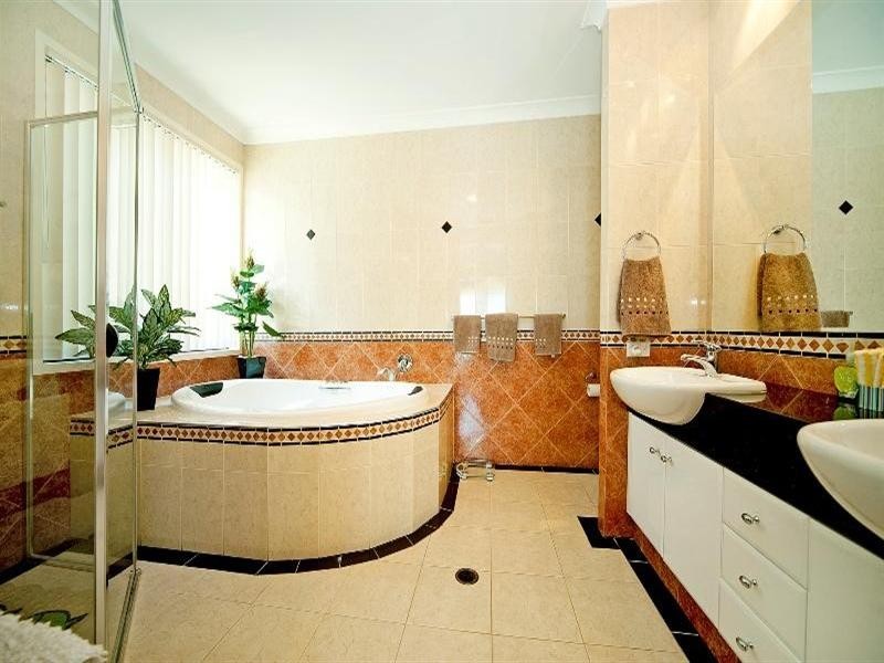 7 Sabrina Avenue, Helensvale QLD 4212