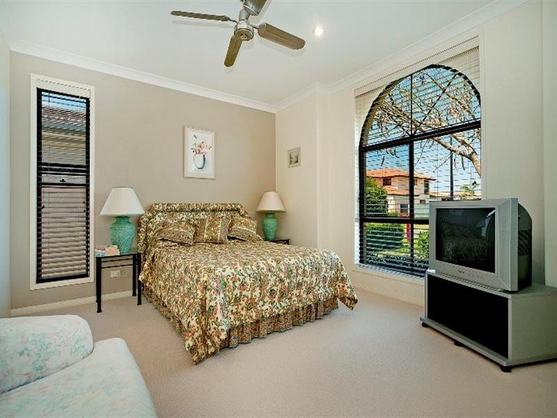 7 Sabrina Avenue, Helensvale QLD 4212