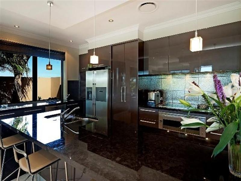 2210 Taromeo Court, Hope Island QLD 4212