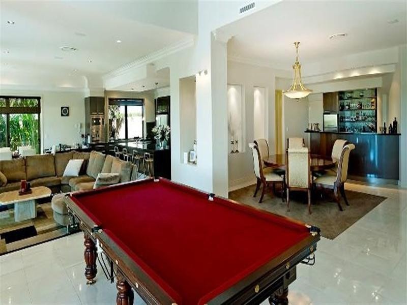 2210 Taromeo Court, Hope Island QLD 4212