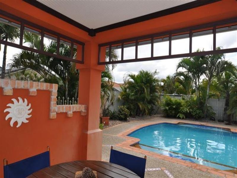 167 Monterey Keys Drive, Helensvale QLD 4212