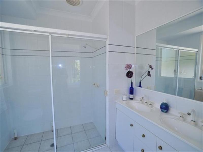 167 Monterey Keys Drive, Helensvale QLD 4212