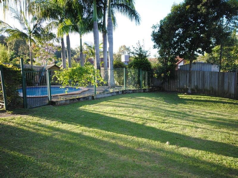 26 Mullewa Crescent, Helensvale QLD 4212