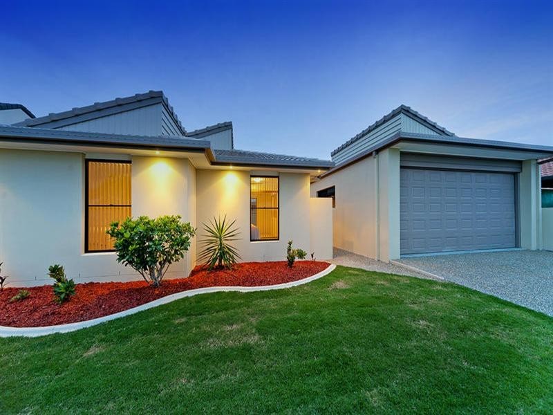 42 Oxley Drive, Paradise Point QLD 4216