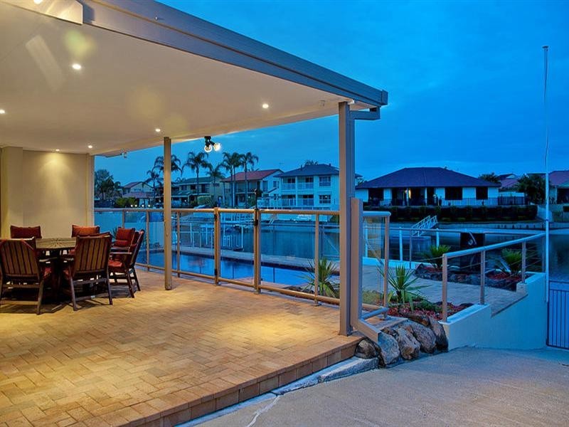 42 Oxley Drive, Paradise Point QLD 4216