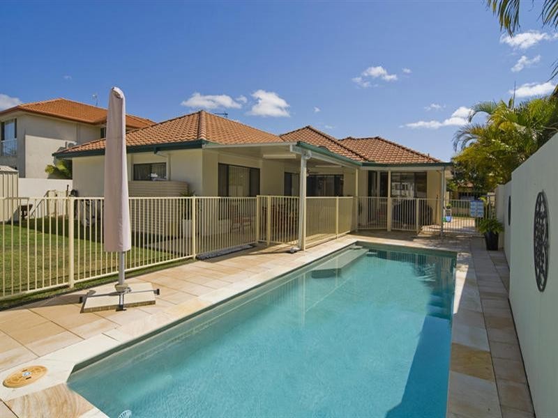 55 Tranquility Circuit, Oyster Cove, Hope Island QLD 4212