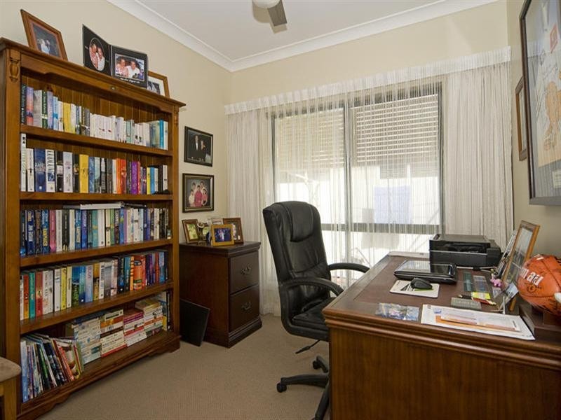 55 Tranquility Circuit, Oyster Cove, Hope Island QLD 4212