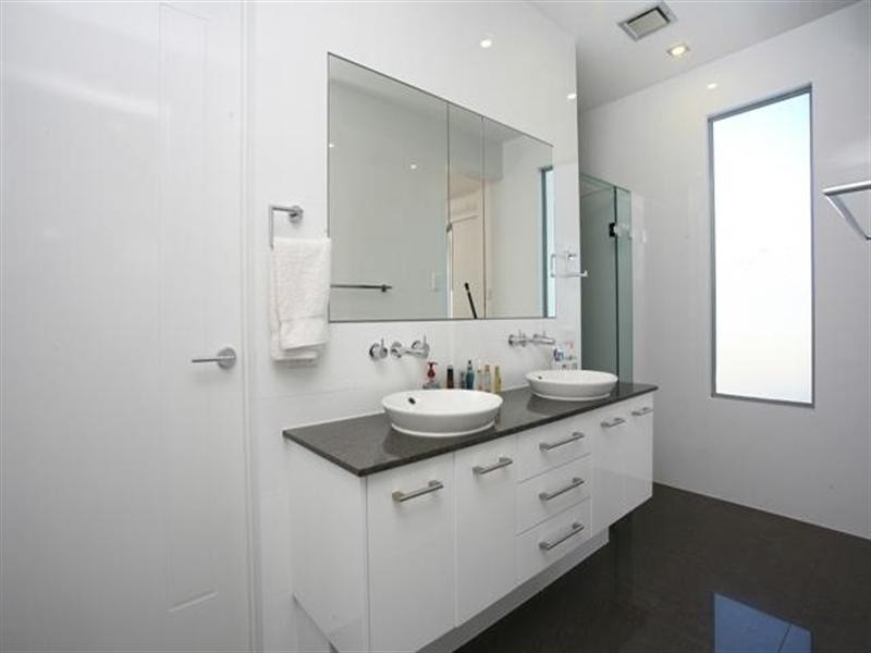 34 Quayside Drive, Helensvale QLD 4212