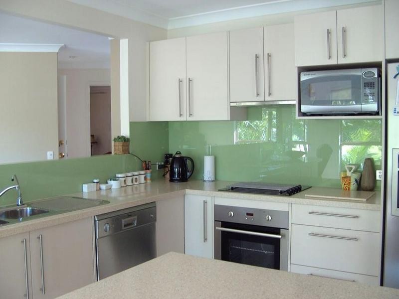 52 Babirra Street, Hope Island QLD 4212