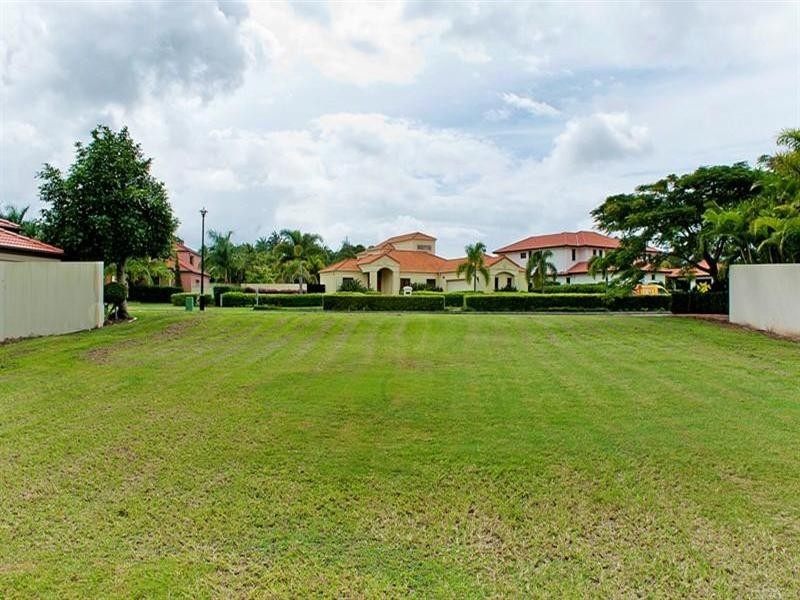 3149 Riverleigh Drive, Hope Island QLD 4212