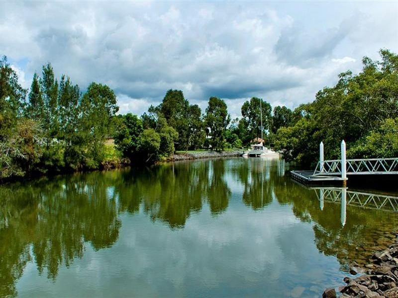 3149 Riverleigh Drive, Hope Island QLD 4212