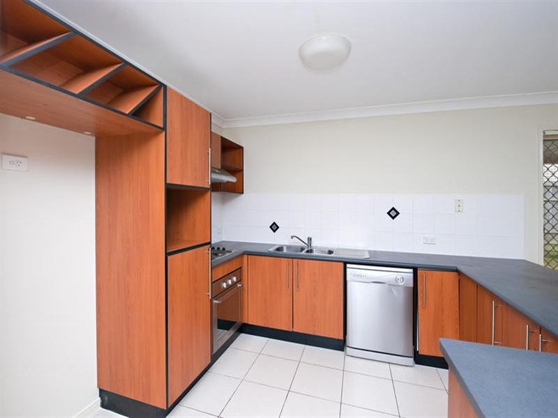 31 Summerhill Drive, Morayfield QLD 4506