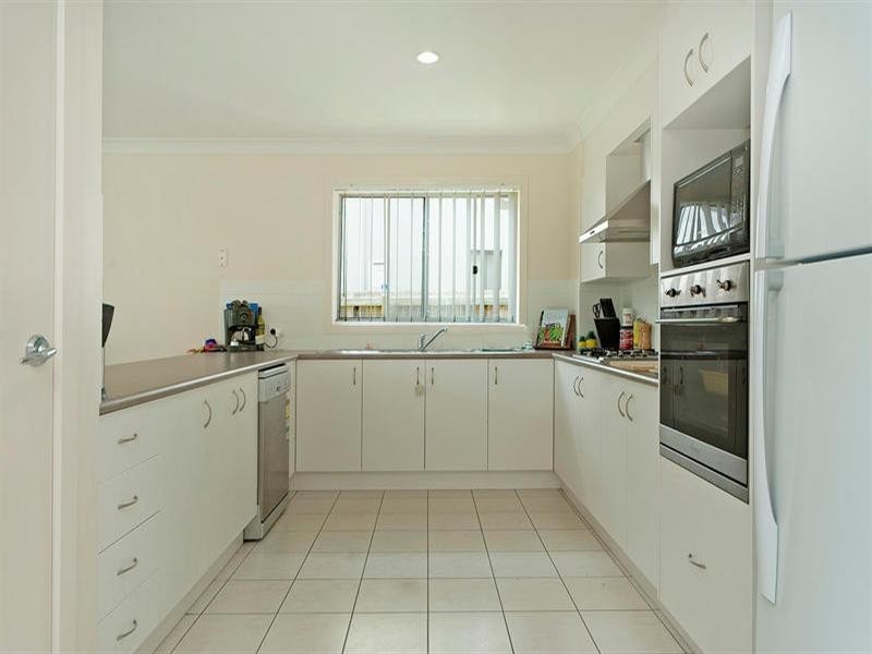 27 Seagreen Drive, Coomera QLD 4209