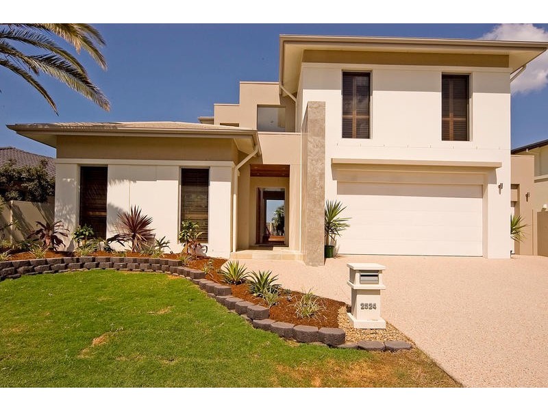 2524 Gracemere Circuit North, Hope Island QLD 4212