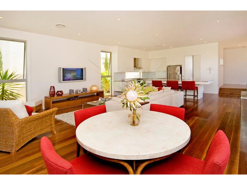 2524 Gracemere Circuit North, Hope Island QLD 4212