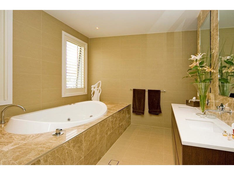 2524 Gracemere Circuit North, Hope Island QLD 4212