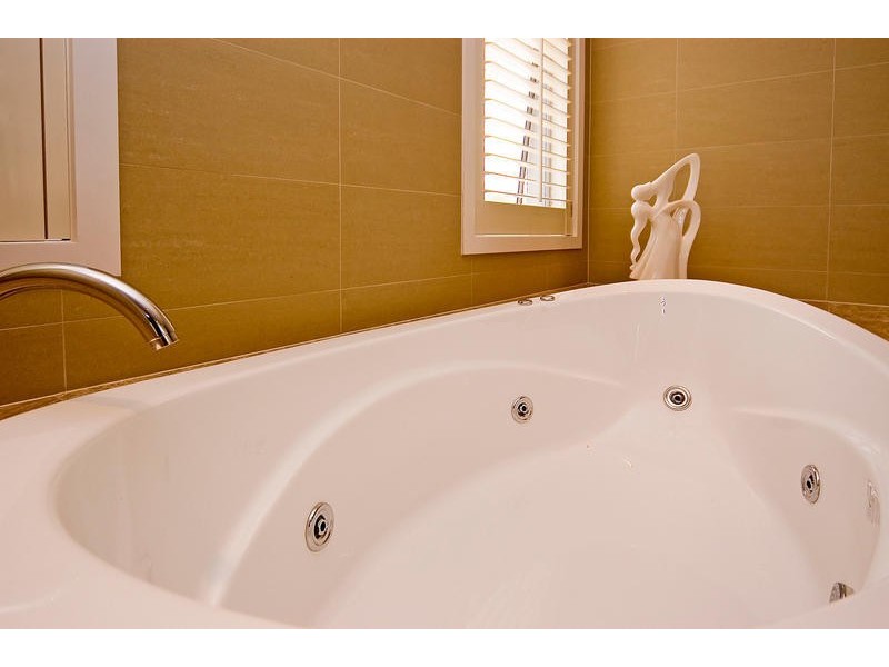 2524 Gracemere Circuit North, Hope Island QLD 4212