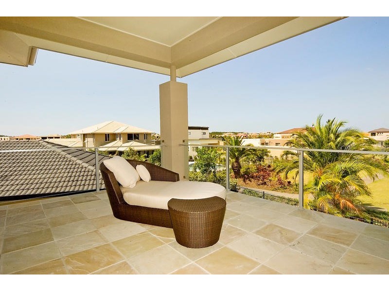 2524 Gracemere Circuit North, Hope Island QLD 4212