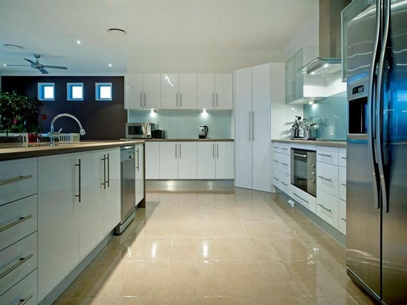 30 Parkview Place, Hope Island QLD 4212