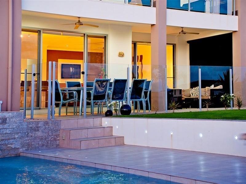 30 Parkview Place, Hope Island QLD 4212