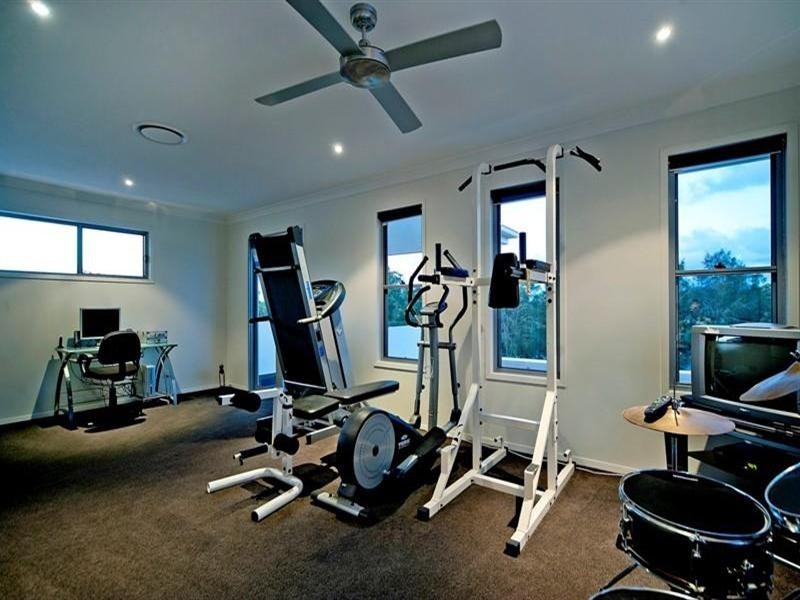 30 Parkview Place, Hope Island QLD 4212