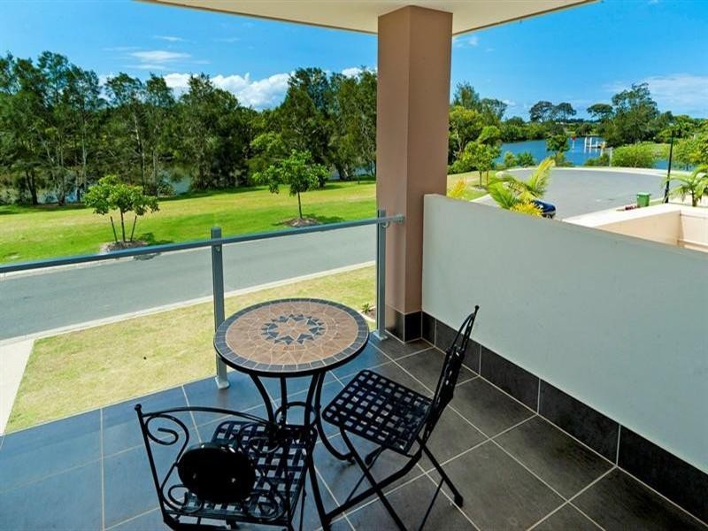 30 Parkview Place, Hope Island QLD 4212