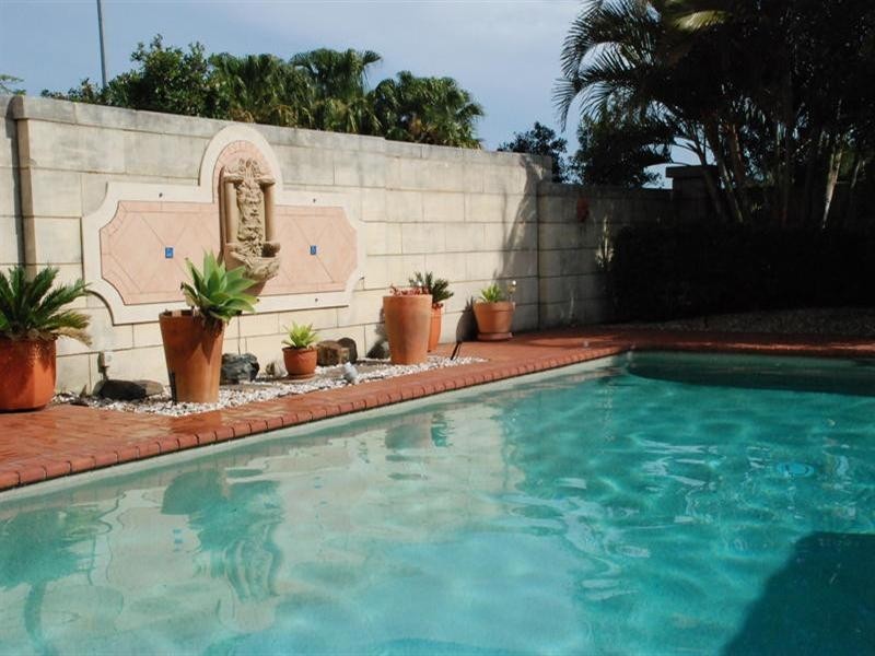 67 Audrey Avenue, Helensvale QLD 4212