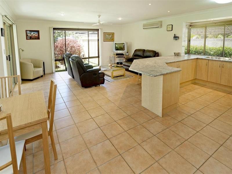 5 Grande Entrance, Helensvale QLD 4212