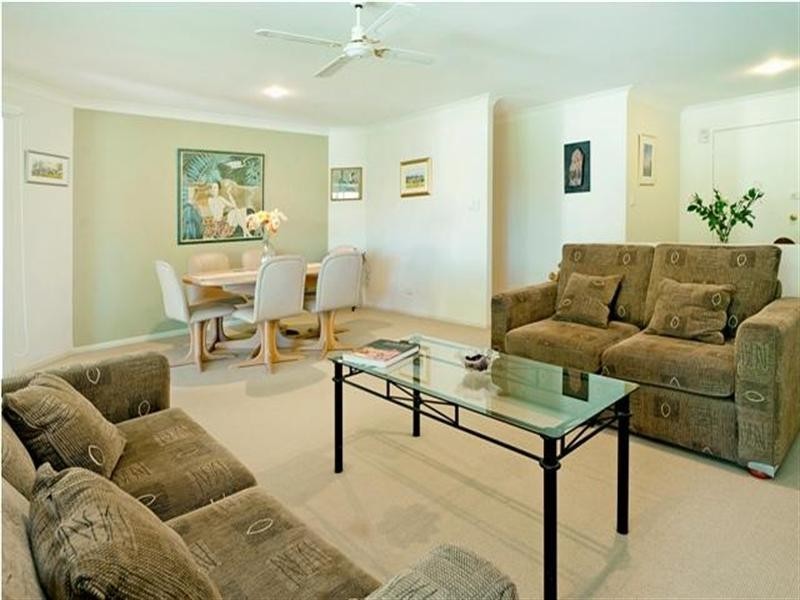5 Grande Entrance, Helensvale QLD 4212