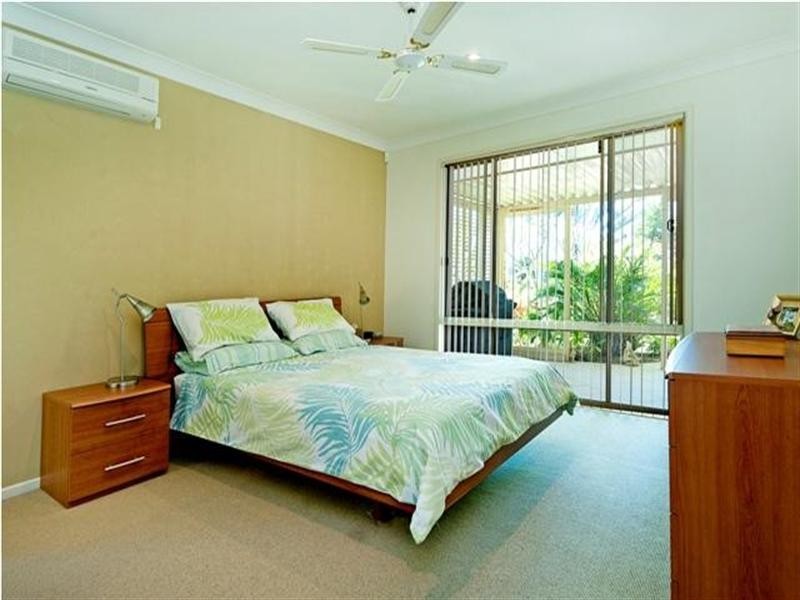 5 Grande Entrance, Helensvale QLD 4212