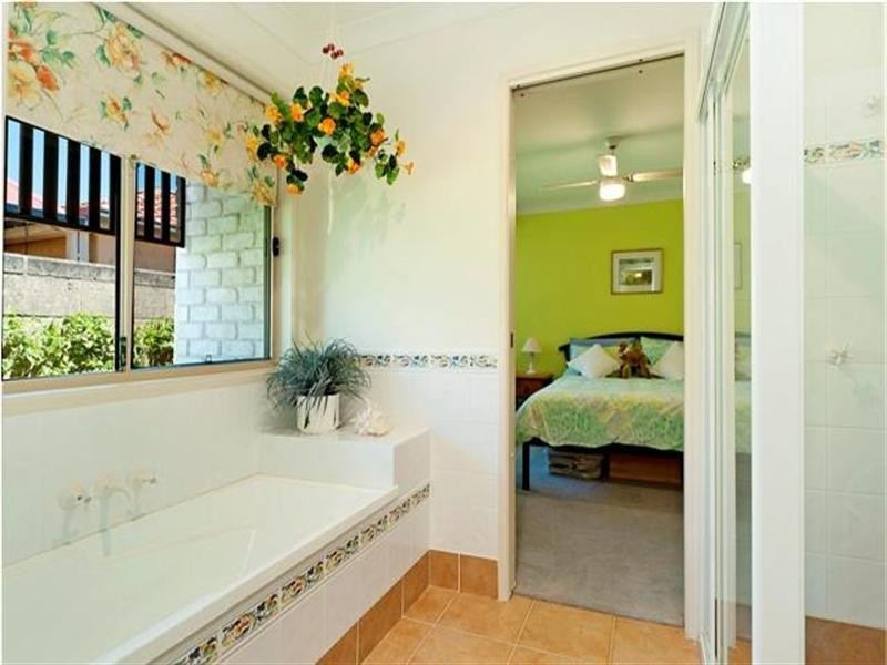 5 Grande Entrance, Helensvale QLD 4212