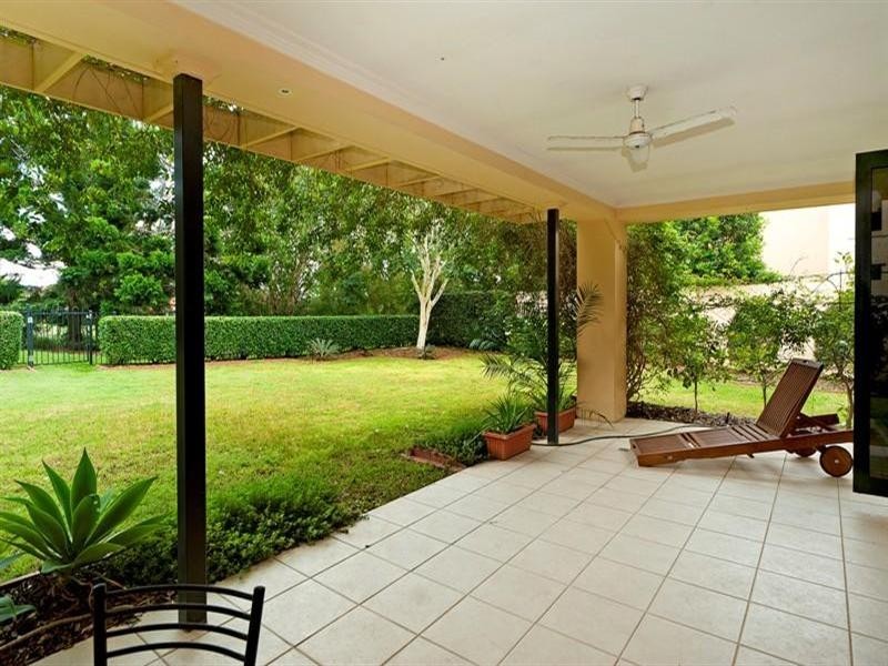 3202 The Palladian Drive, Hope Island QLD 4212