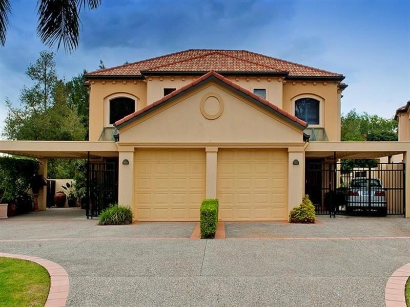 3202 The Palladian Drive, Hope Island QLD 4212