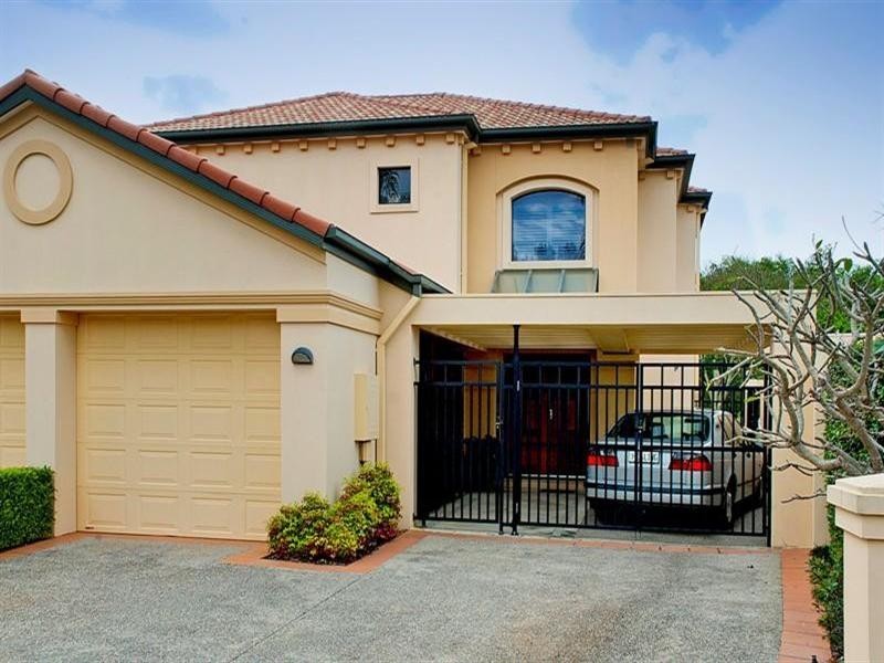 3202 The Palladian Drive, Hope Island QLD 4212