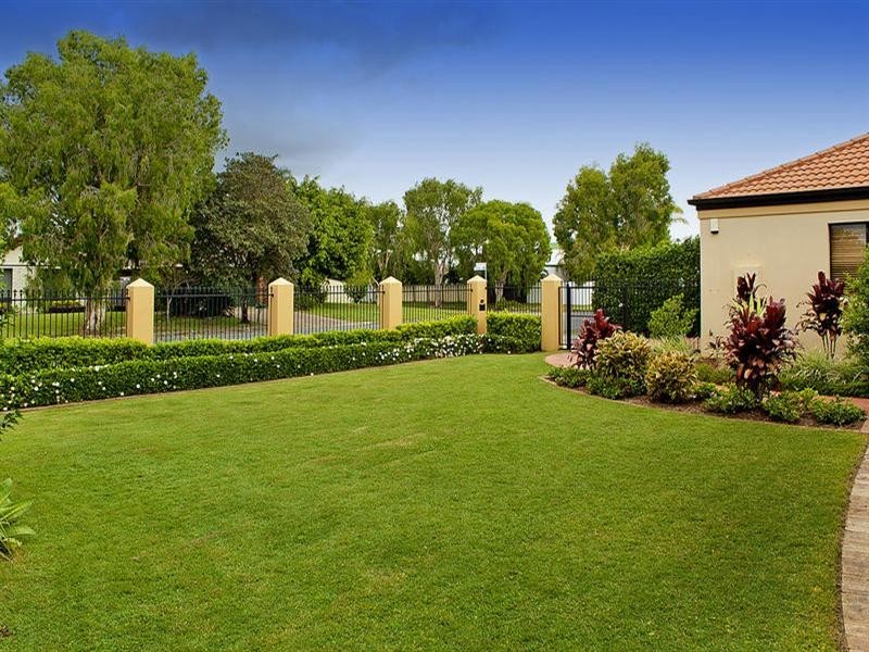 87 Monterey Keys Drive, Helensvale QLD 4212