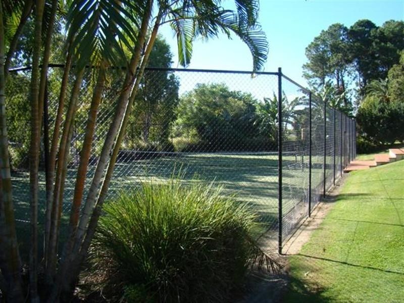 8/23 Santa Barbara Road, Hope Island QLD 4212