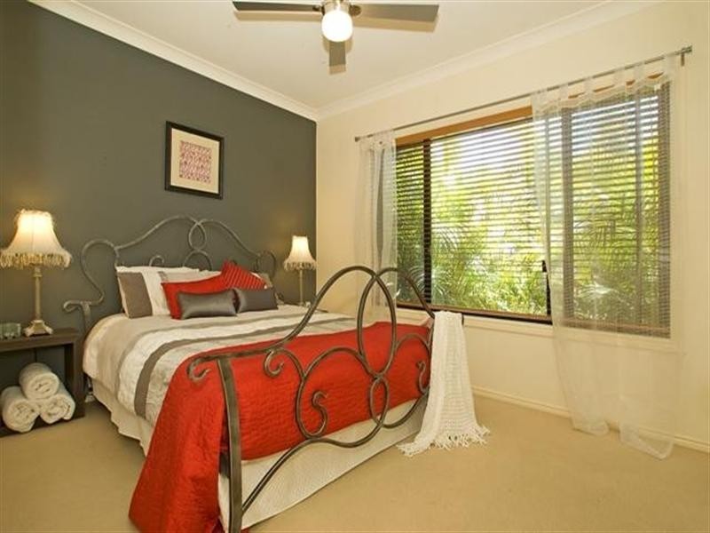 7 Eastside Esplanade, Helensvale QLD 4212