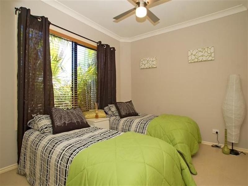 7 Eastside Esplanade, Helensvale QLD 4212