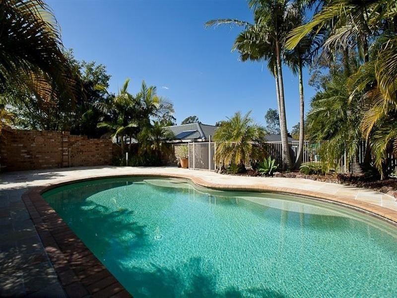 88 California Drive, Oxenford QLD 4210