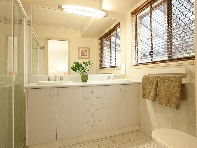 88 California Drive, Oxenford QLD 4210