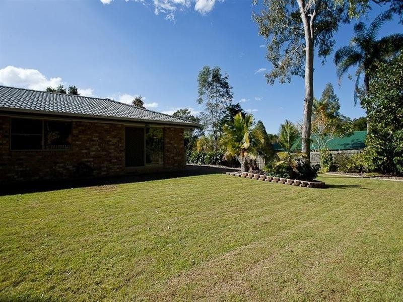 88 California Drive, Oxenford QLD 4210
