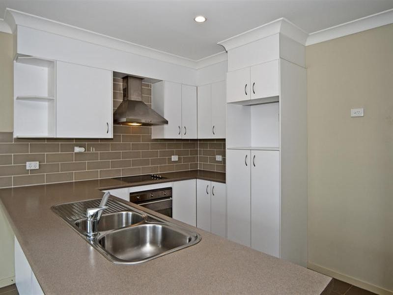 72 Tone Drive, Collingwood Park QLD 4301