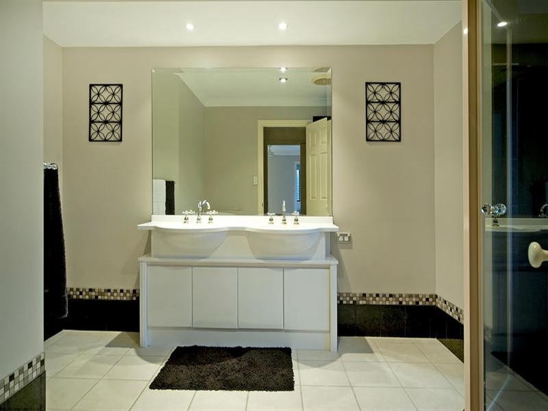 20 Arlene Park Terrace, Helensvale QLD 4212