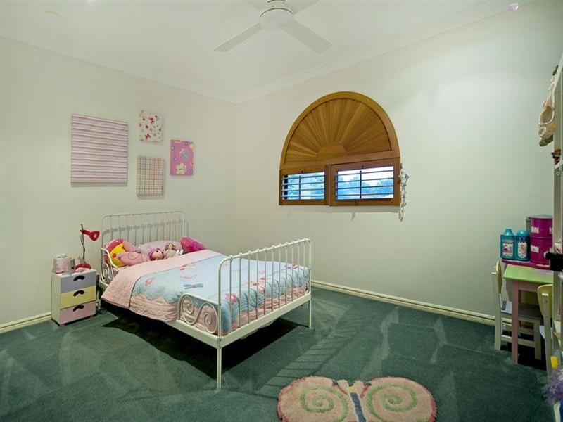 20 Arlene Park Terrace, Helensvale QLD 4212