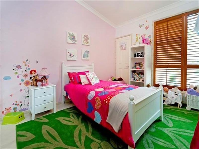 8203 Magnolia Drive, Hope Island QLD 4212